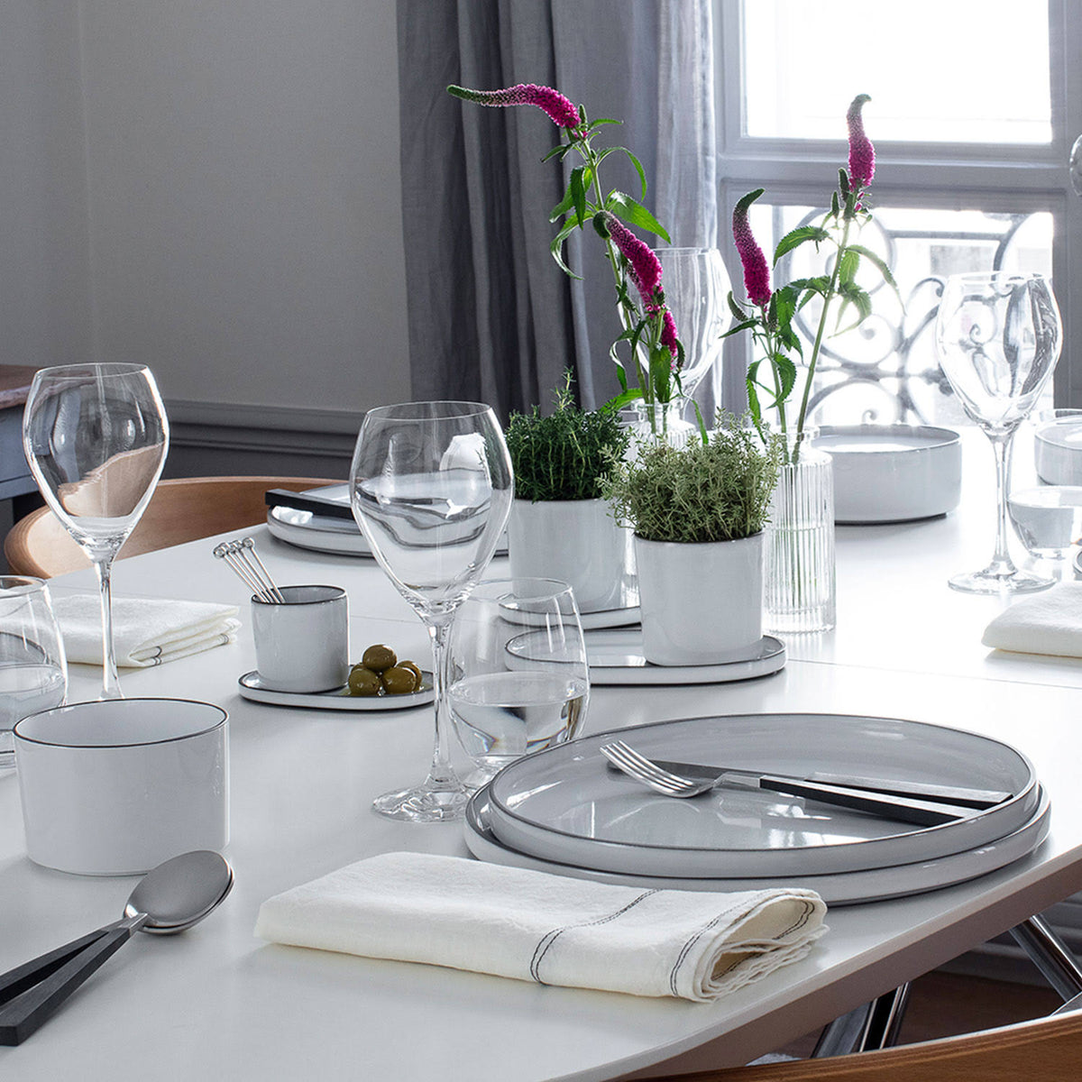 Set of 4 Gourmet Plate 9 in T137