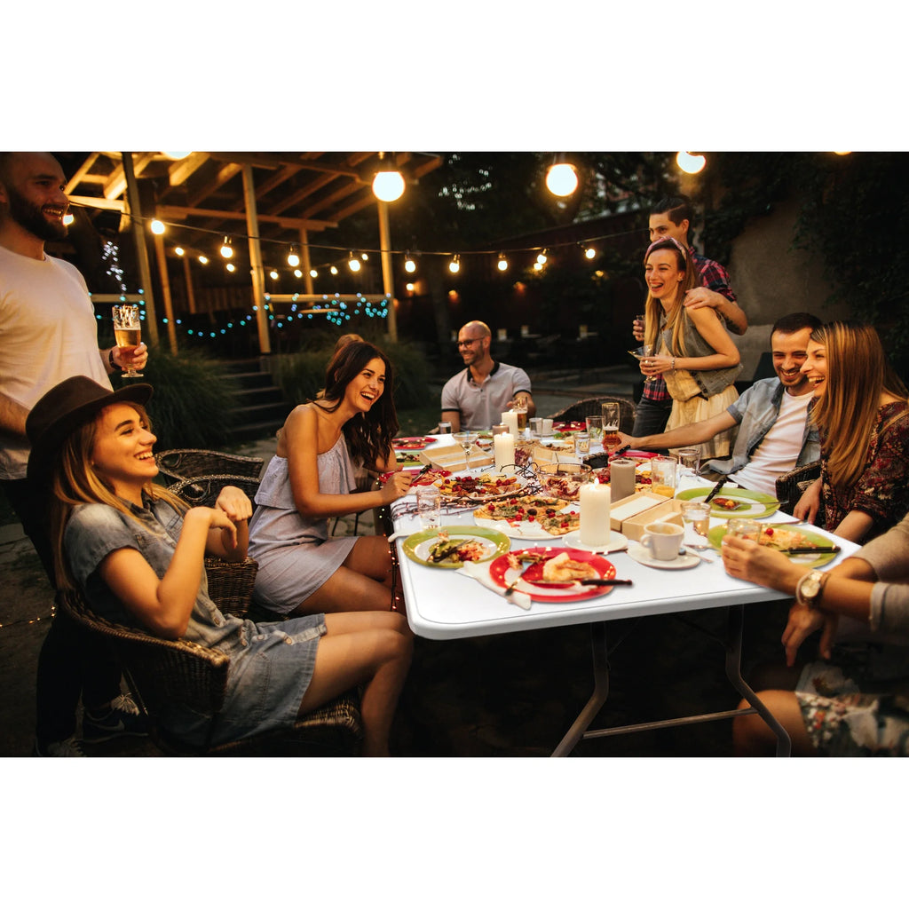 6' Folding Banquet Table & Folding Chairs (4 Pack) U189736