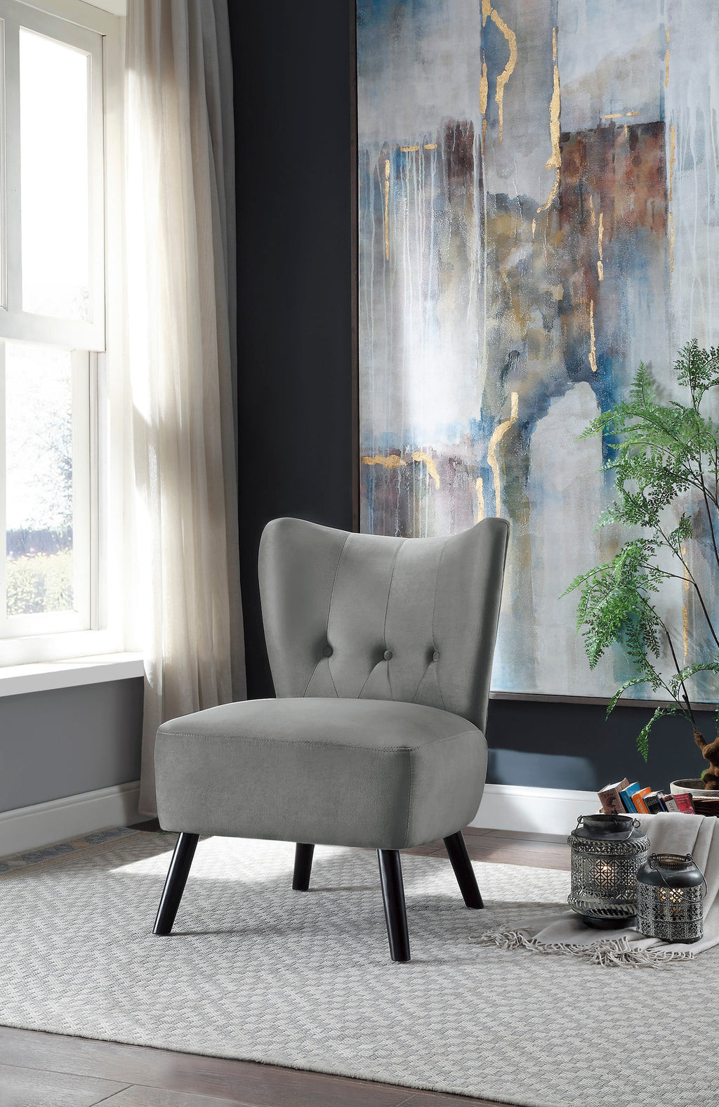 Gray Velvet Button-Tufted Accent Chair with Wood Legs M797