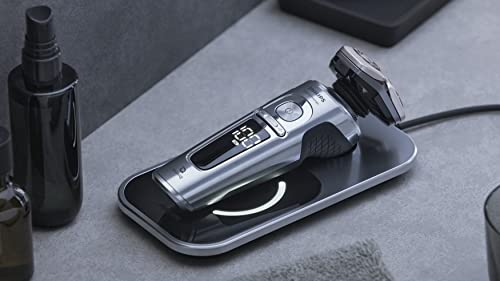 Wet and Dry Electric Shaver with SkinIQ A390
