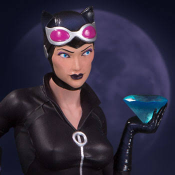 Catwoman Statue Z5832