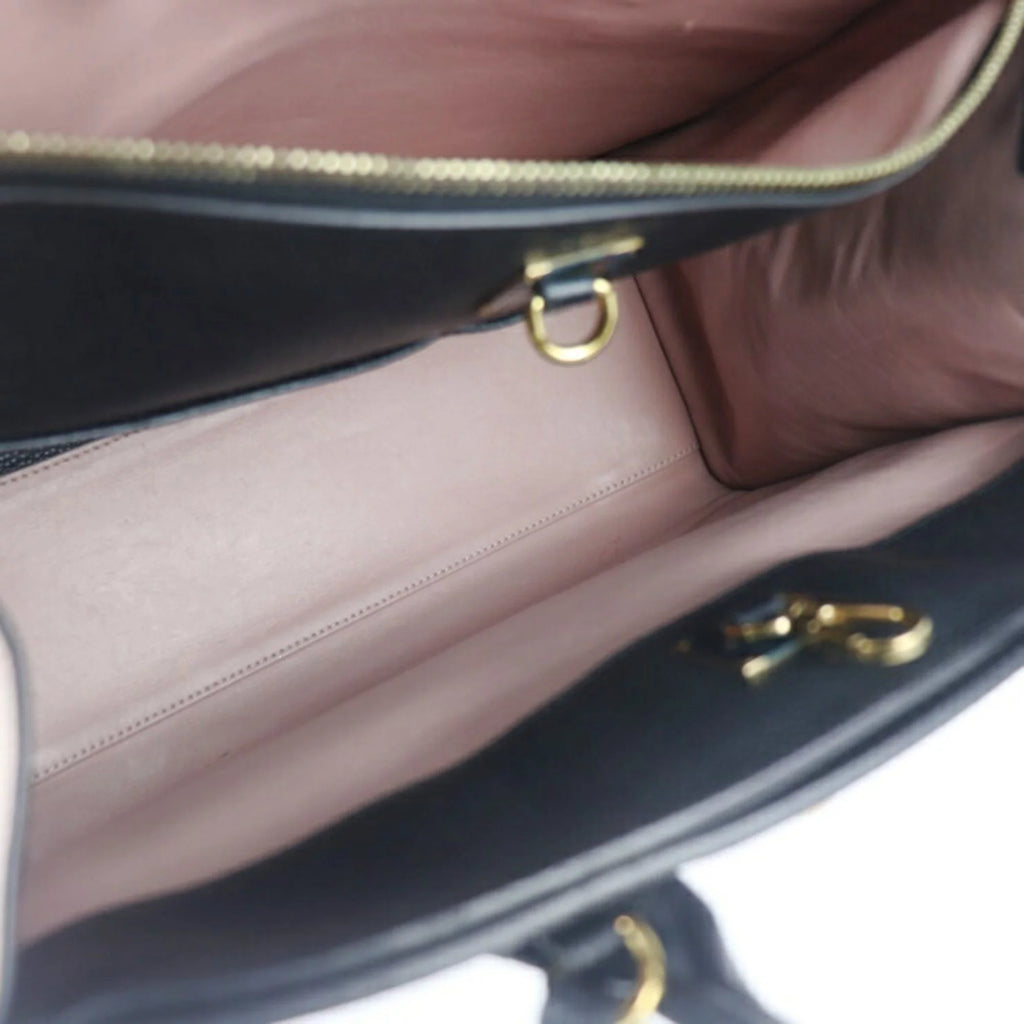 Pre-Owned Taurillon Leather Handbag E759644