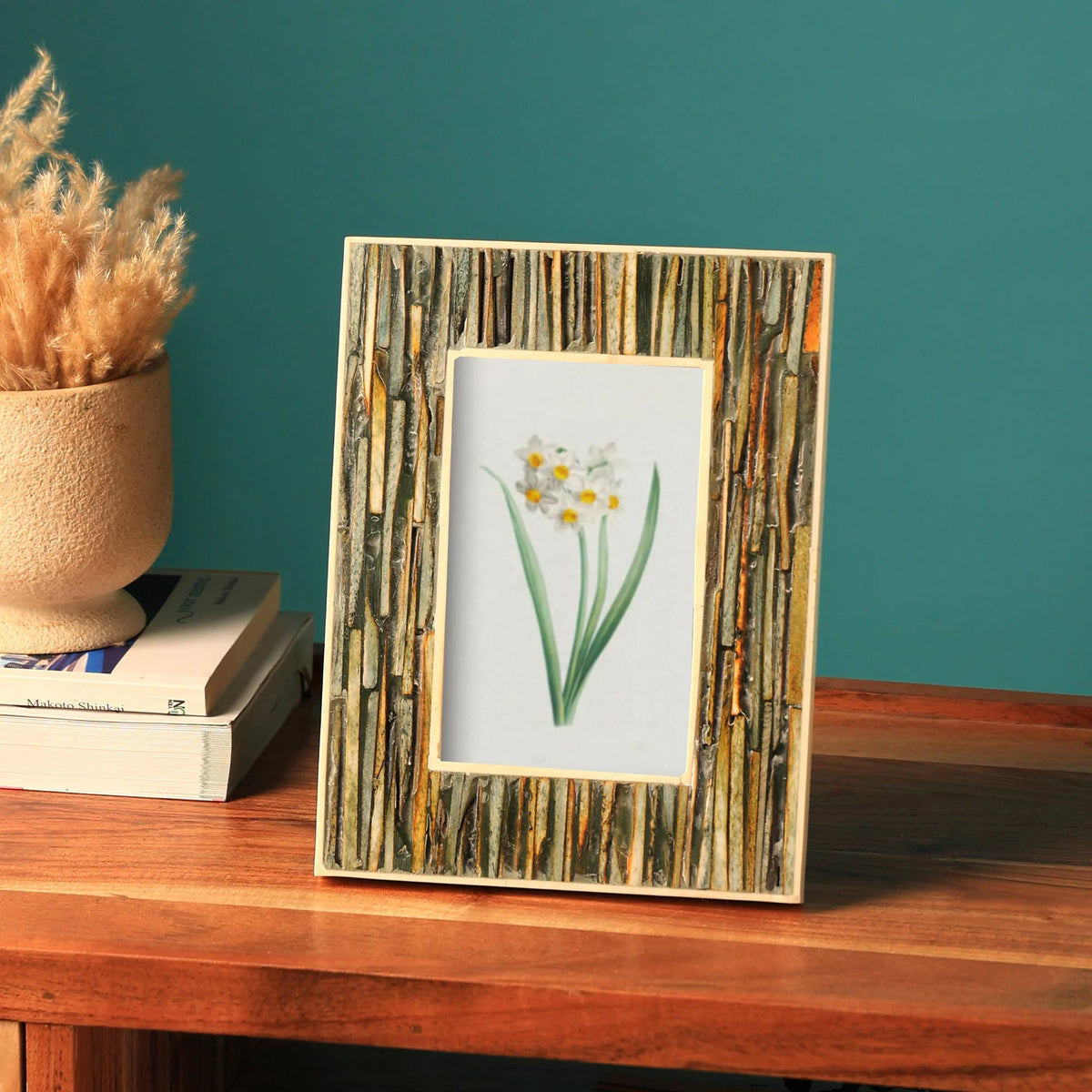 Bone Inlay Frame with Resin Edge L897