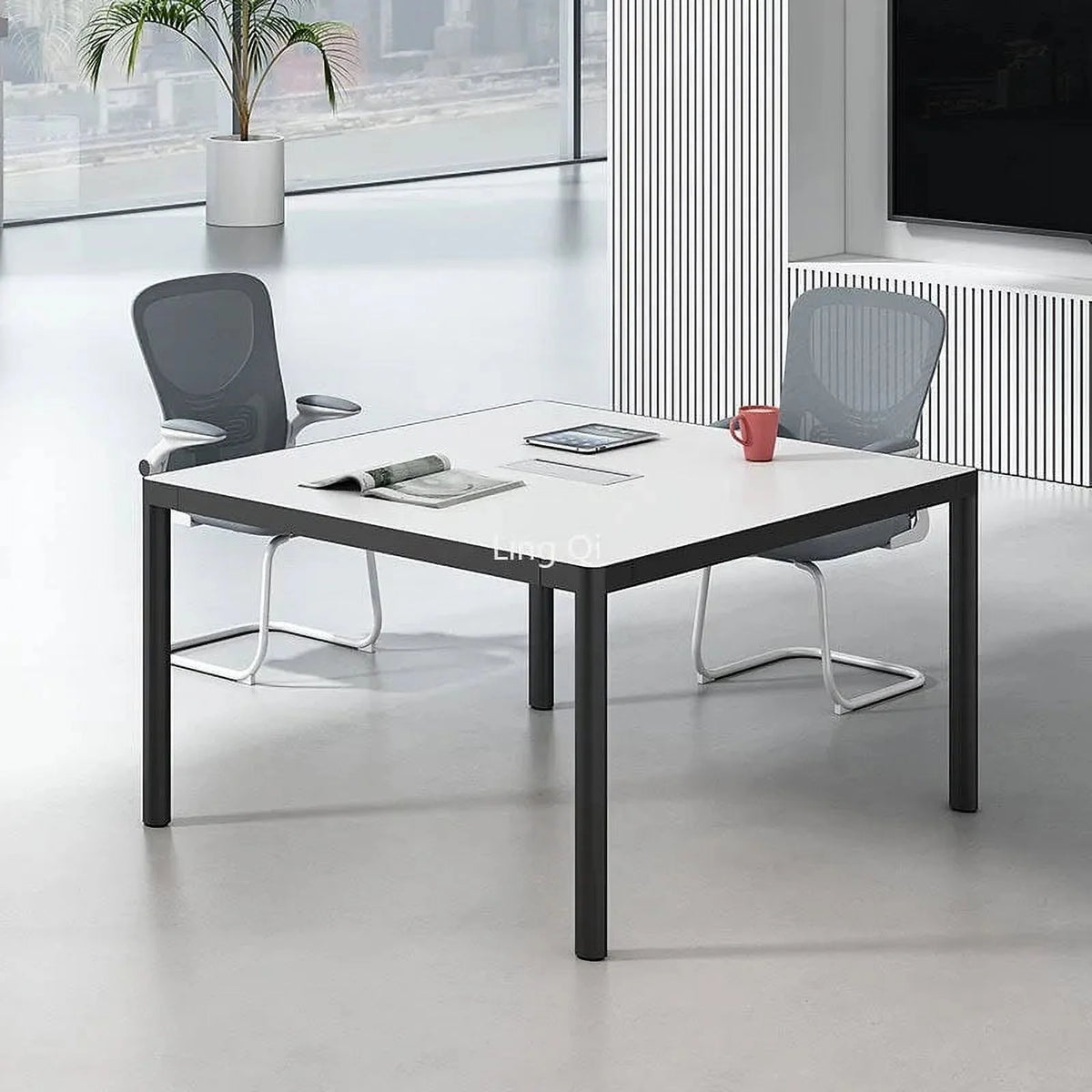 White Modern Computer Desk D935006