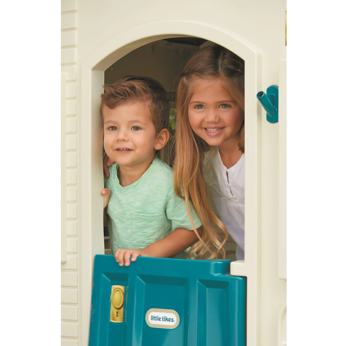 Blue Playhouse J4160