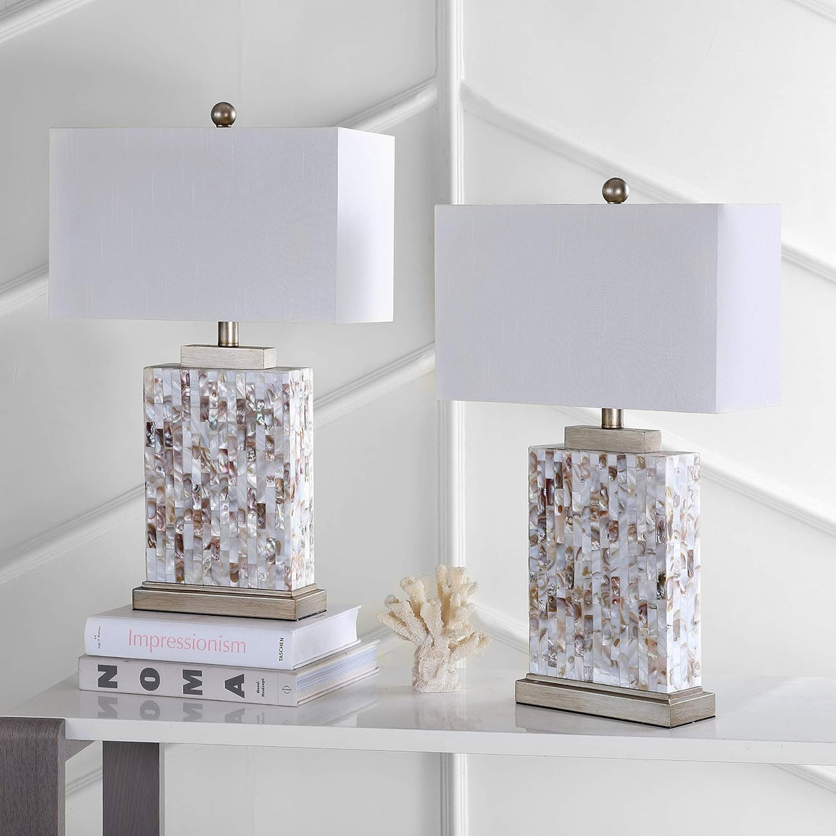 Ivory Shell Table Lamp (Set of 2) N44076